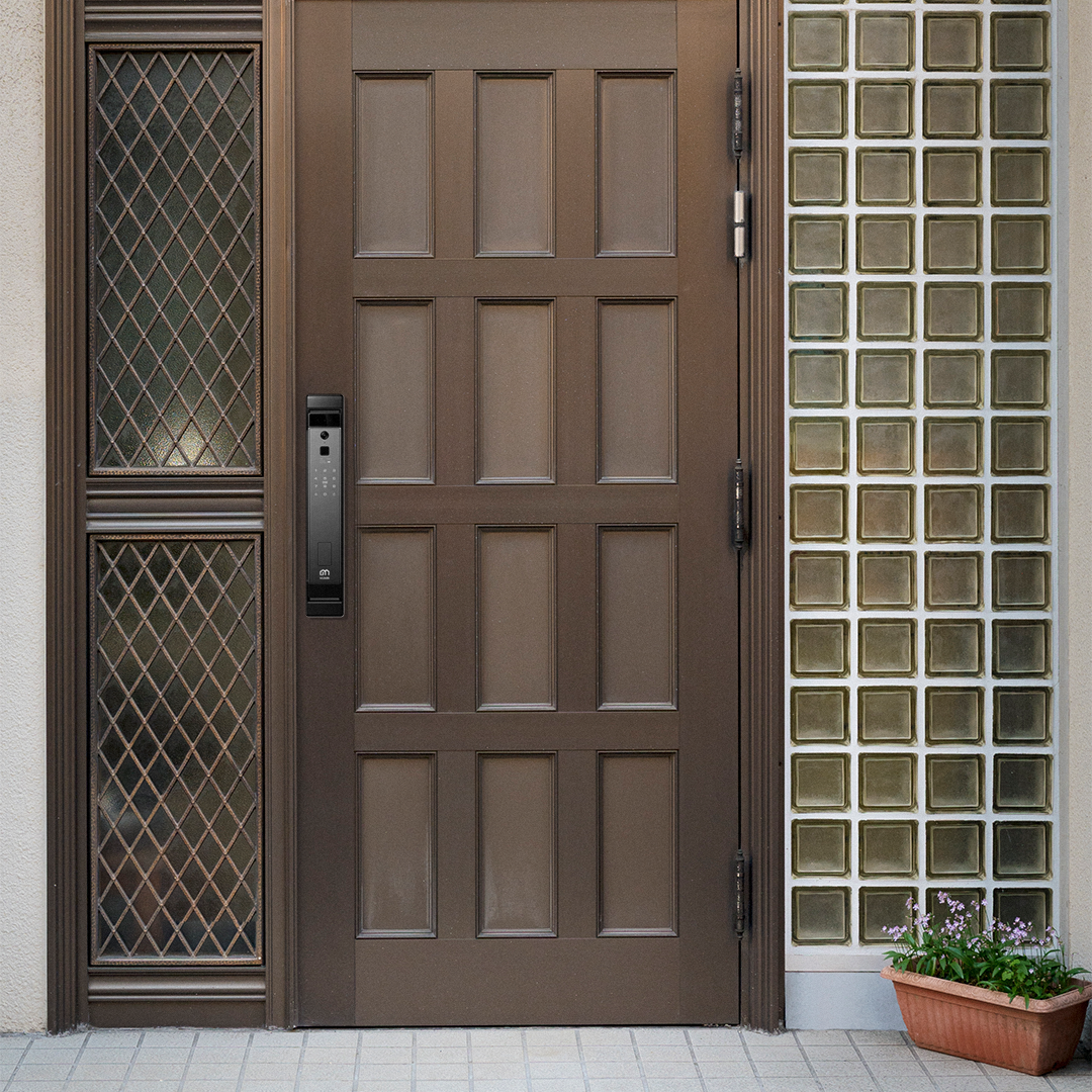Opulent Smart Door Lock